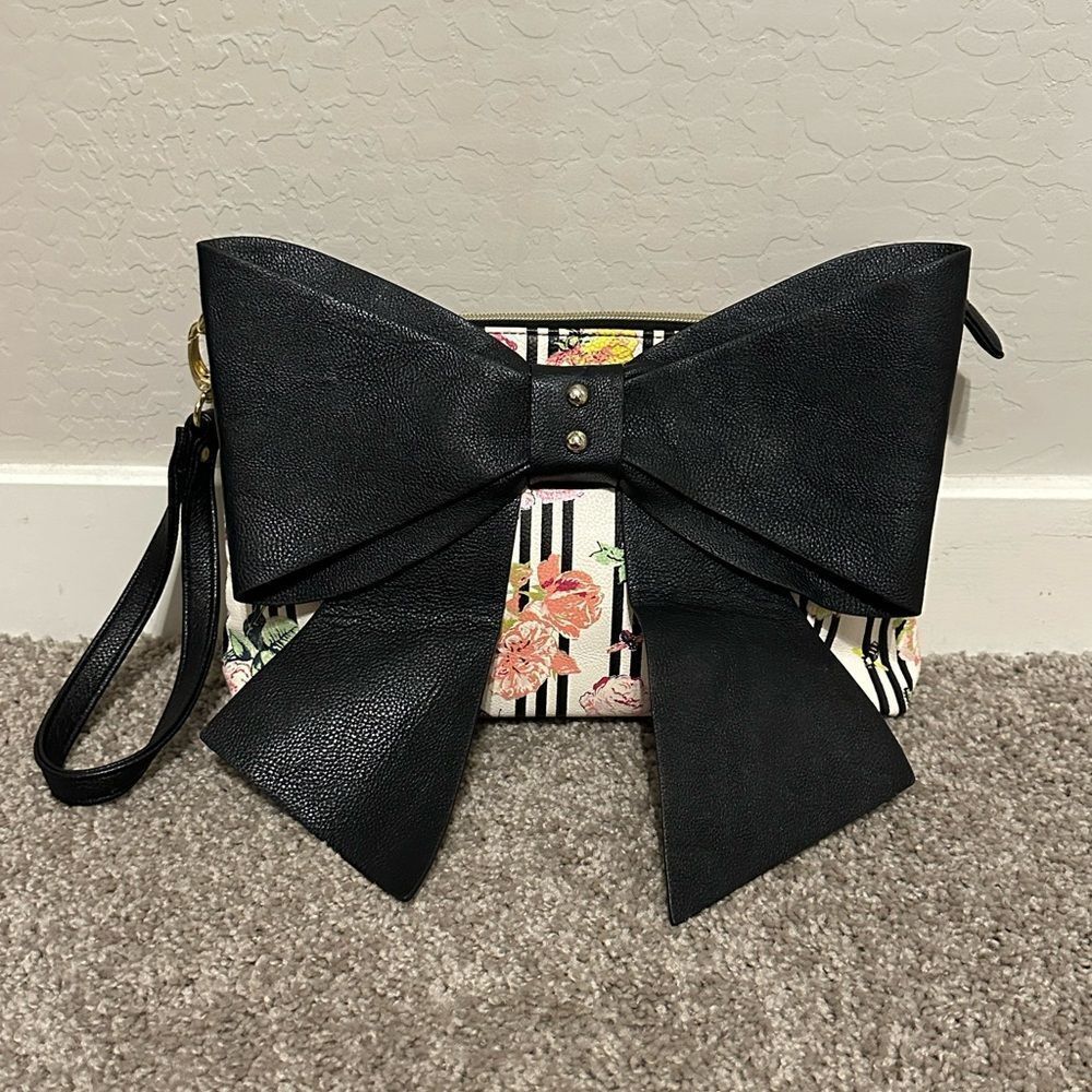 Betsey Johnson vintage clutch Floral Stripe Crossbody Bag Big Bow - Picture 2 of 13